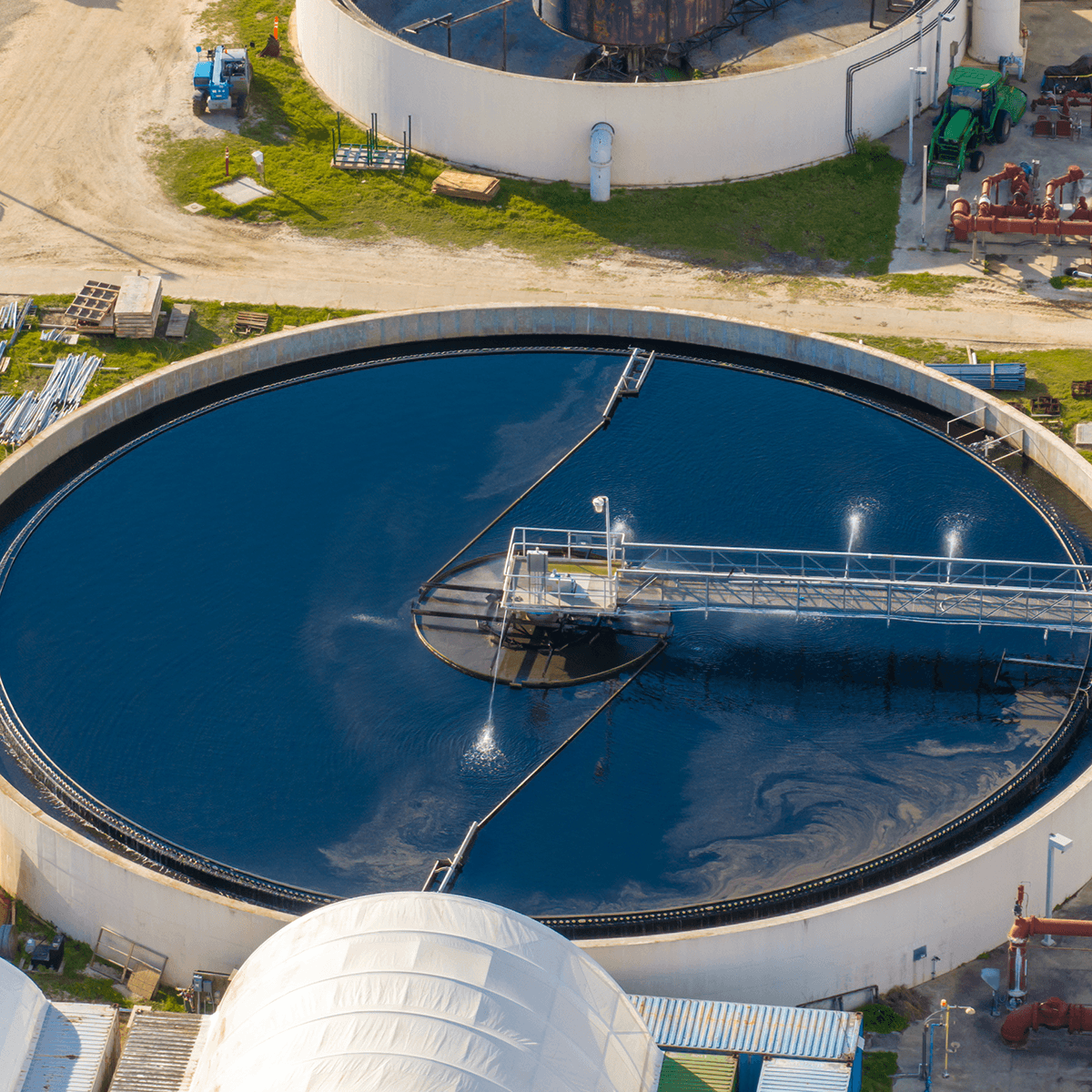 Sewage settlement tank